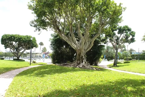 859 Jeffery Street Boca Raton FL 33487