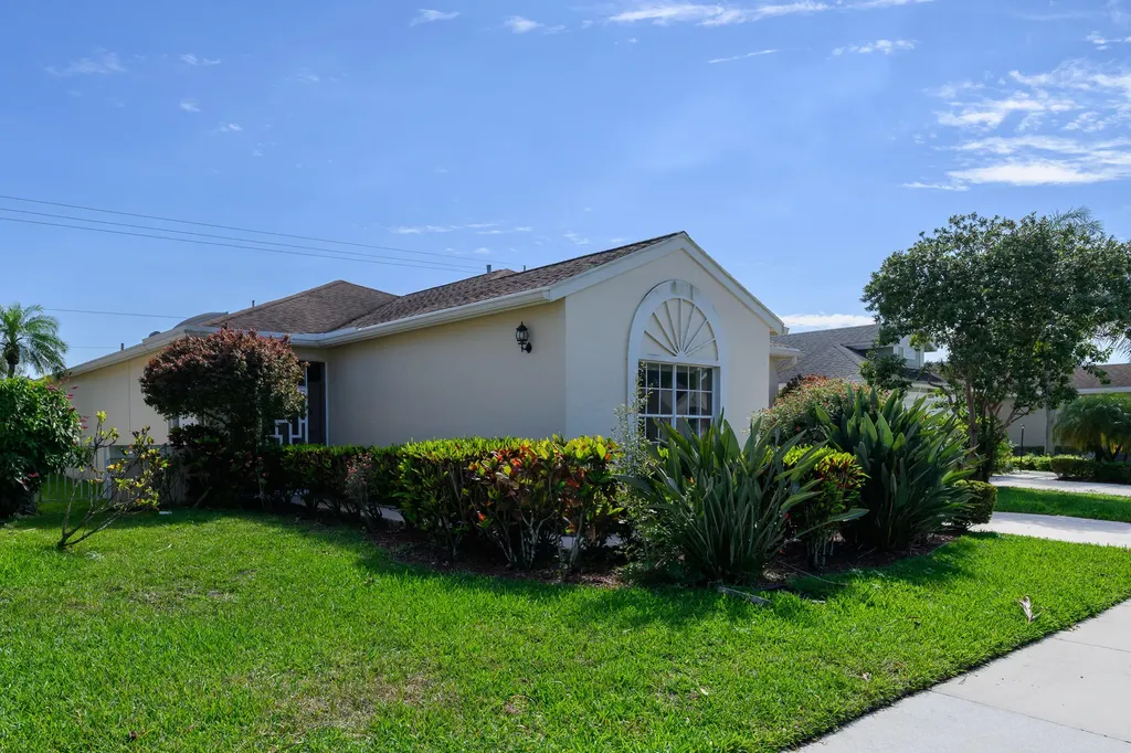 7680 Mansfield Hollow Road Delray Beach FL 33446