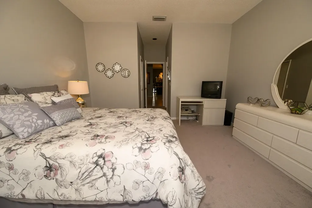 7680 Mansfield Hollow Road Delray Beach FL 33446