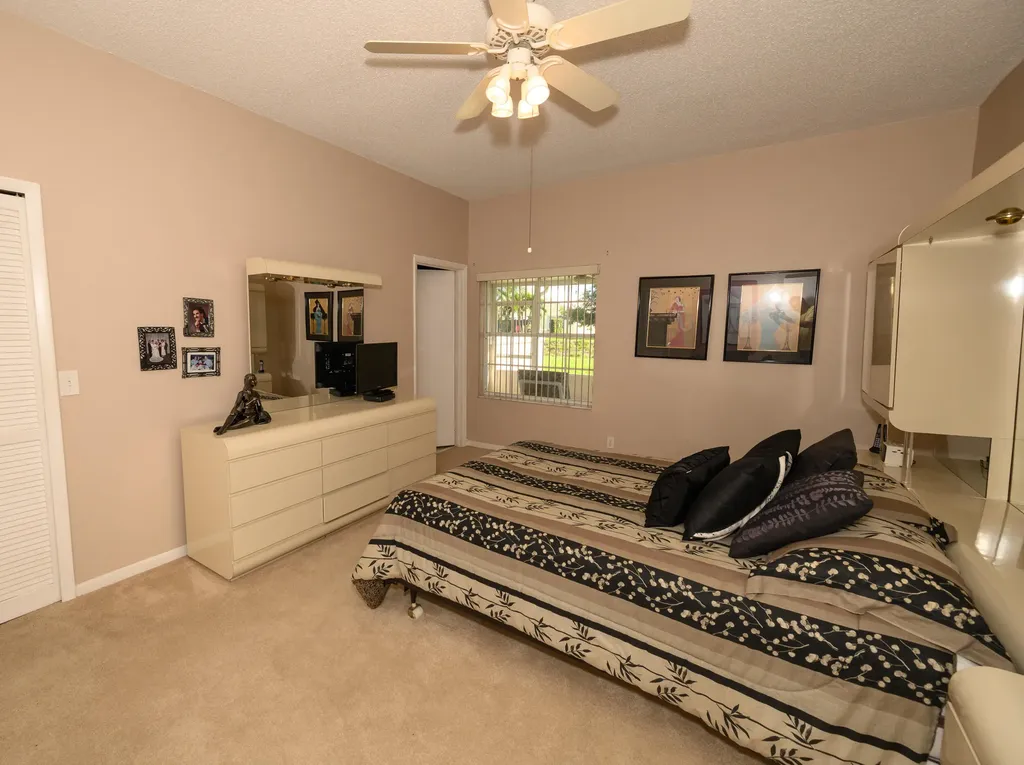 7680 Mansfield Hollow Road Delray Beach FL 33446