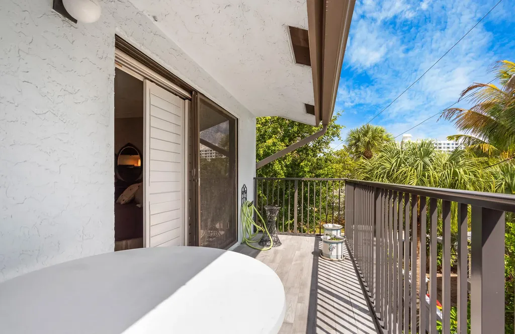 3250 NE 12th Street Pompano Beach FL 33062