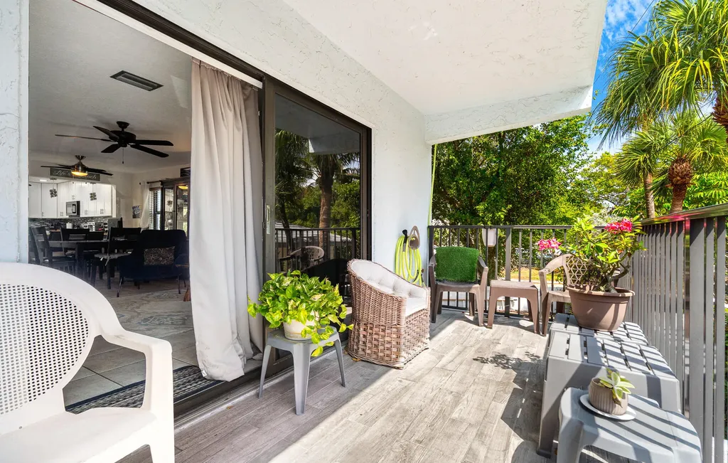 3250 NE 12th Street Pompano Beach FL 33062