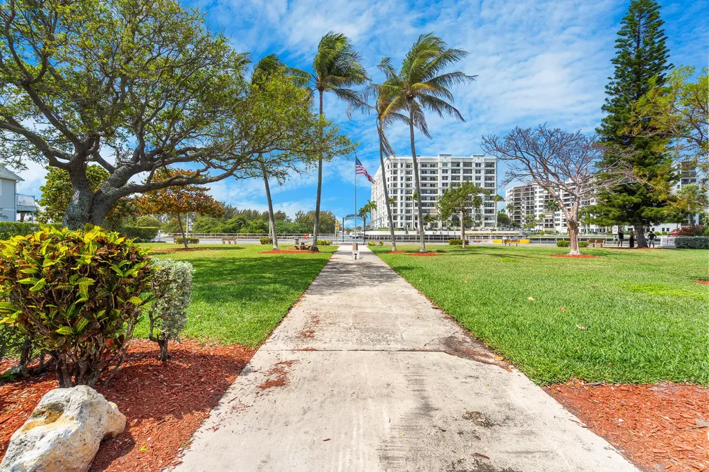 3250 NE 12th Street Pompano Beach FL 33062
