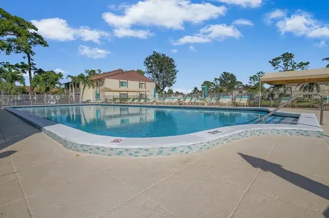 323 Knotty Pine Circle Greenacres FL 33463