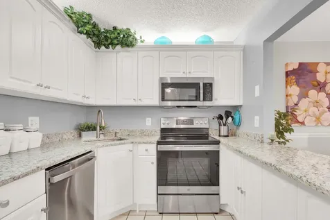 323 Knotty Pine Circle Greenacres FL 33463