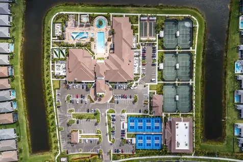 9374 Mountain Pine Grove Boynton Beach FL 33473