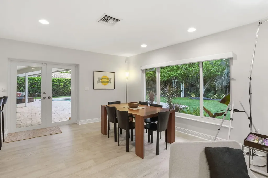 2001 Embassy Drive West Palm Beach FL 33401