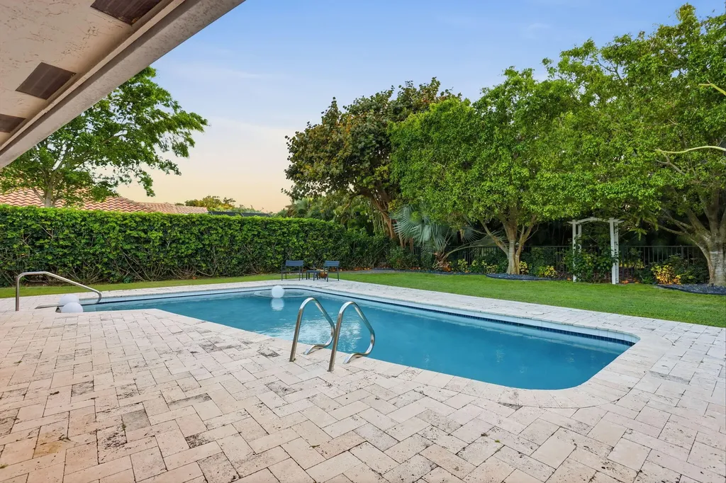 2001 Embassy Drive West Palm Beach FL 33401