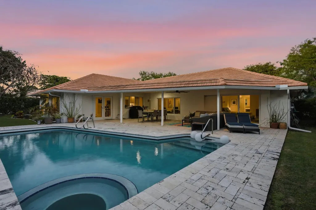 2001 Embassy Drive West Palm Beach FL 33401