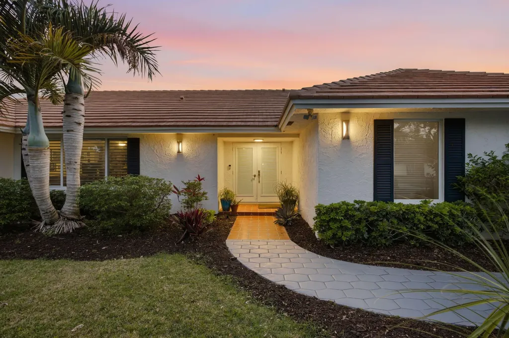 2001 Embassy Drive West Palm Beach FL 33401