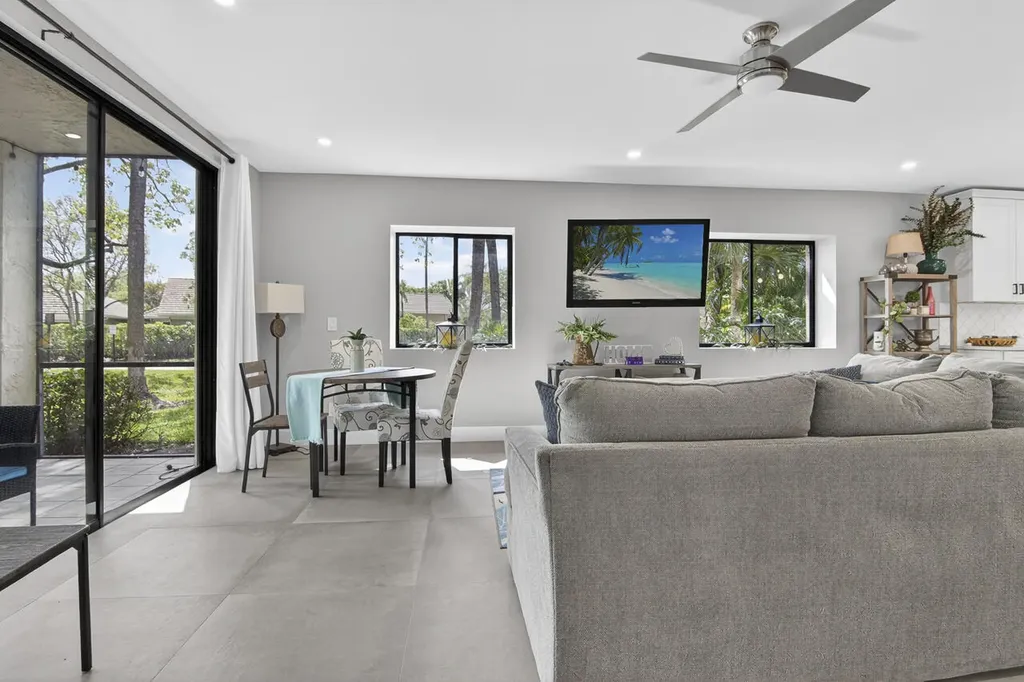 1143 Duncan Circle Palm Beach Gardens FL 33418
