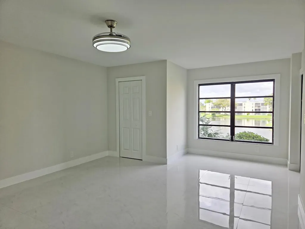 14460 Strathmore Lane Delray Beach FL 33446