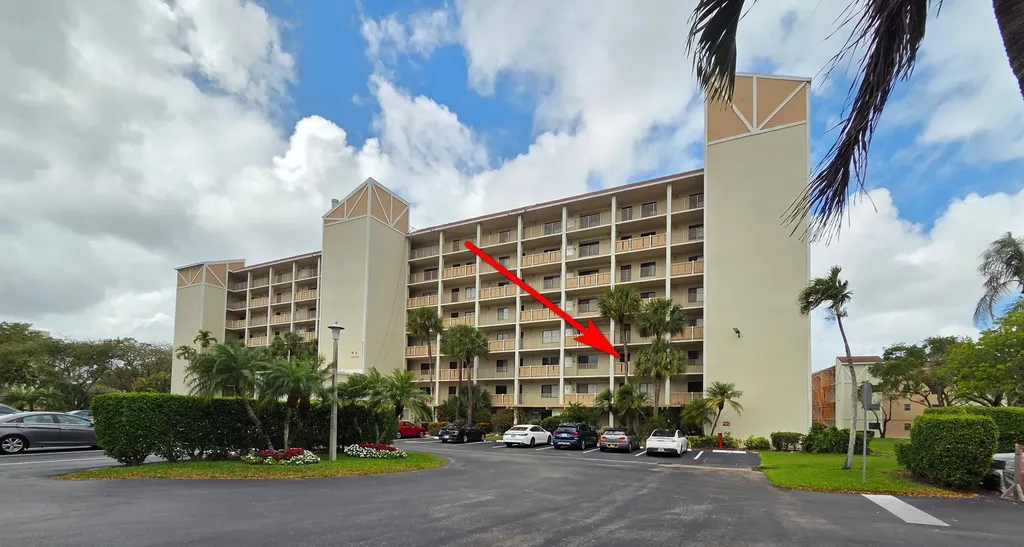 14460 Strathmore Lane Delray Beach FL 33446