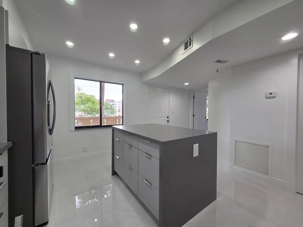 14460 Strathmore Lane Delray Beach FL 33446