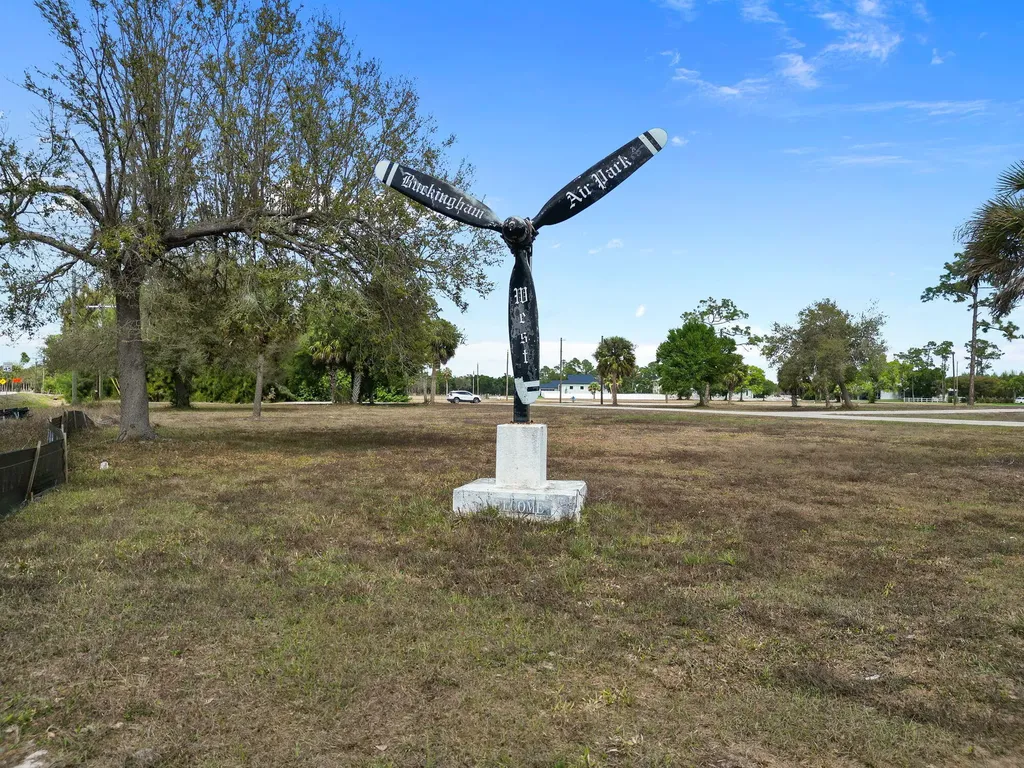 6871 Cherokee Avenue Fort Myers FL 33905