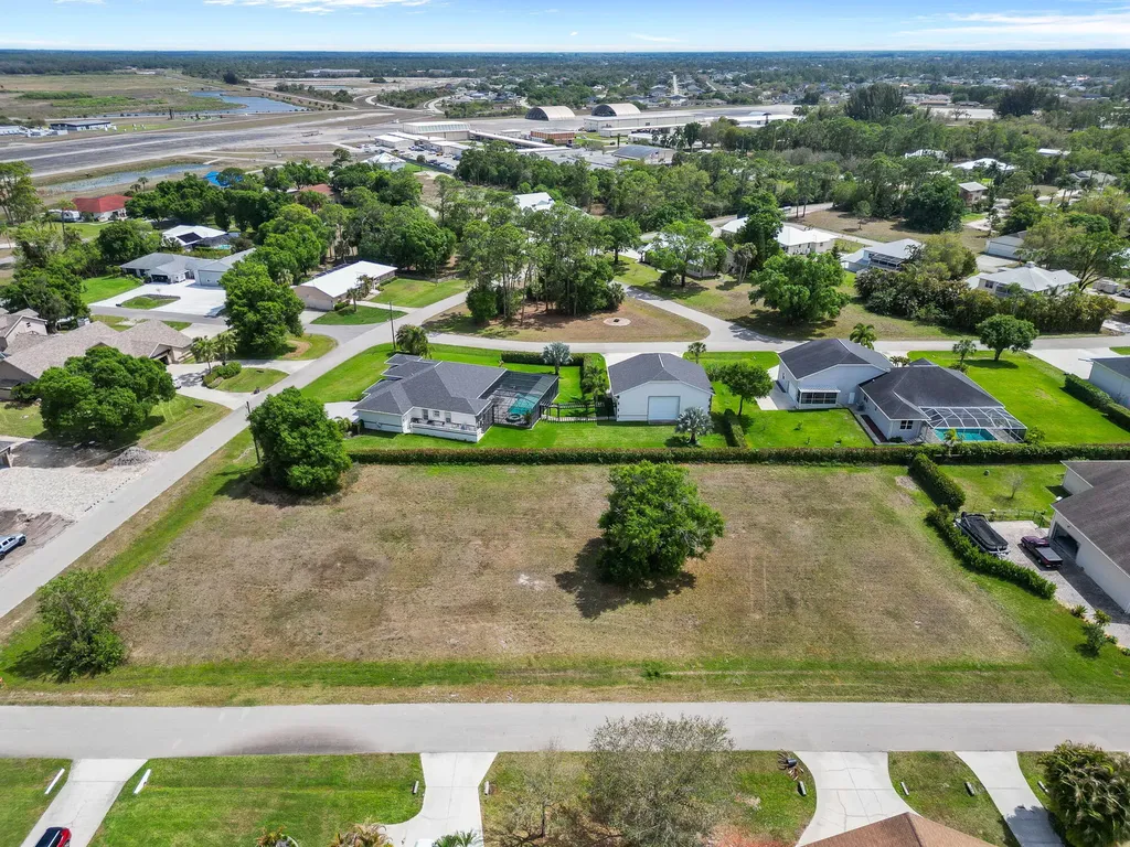 6871 Cherokee Avenue Fort Myers FL 33905