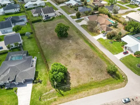 6871 Cherokee Avenue Fort Myers FL 33905