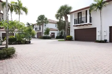 4758 Sierra Lane Coconut Creek FL 33073