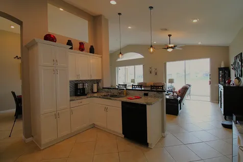 362 NW Sunview Way Port St Lucie FL 34986