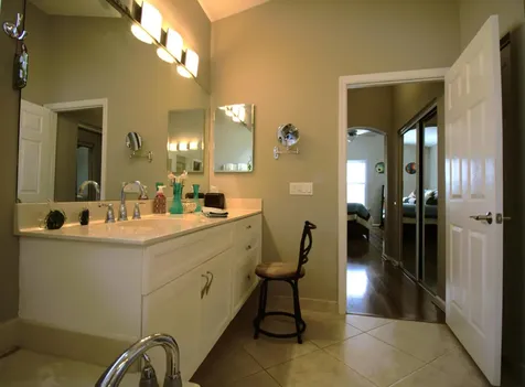 362 NW Sunview Way Port St Lucie FL 34986