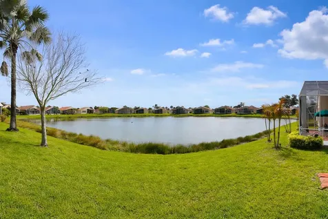 362 NW Sunview Way Port St Lucie FL 34986