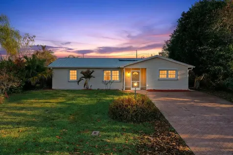 2315 NE 19th Court Jensen Beach FL 34957