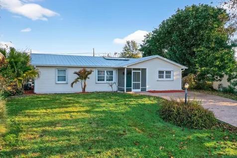 2315 NE 19th Court Jensen Beach FL 34957