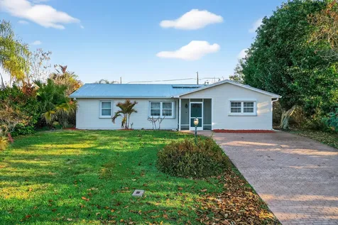 2315 NE 19th Court Jensen Beach FL 34957