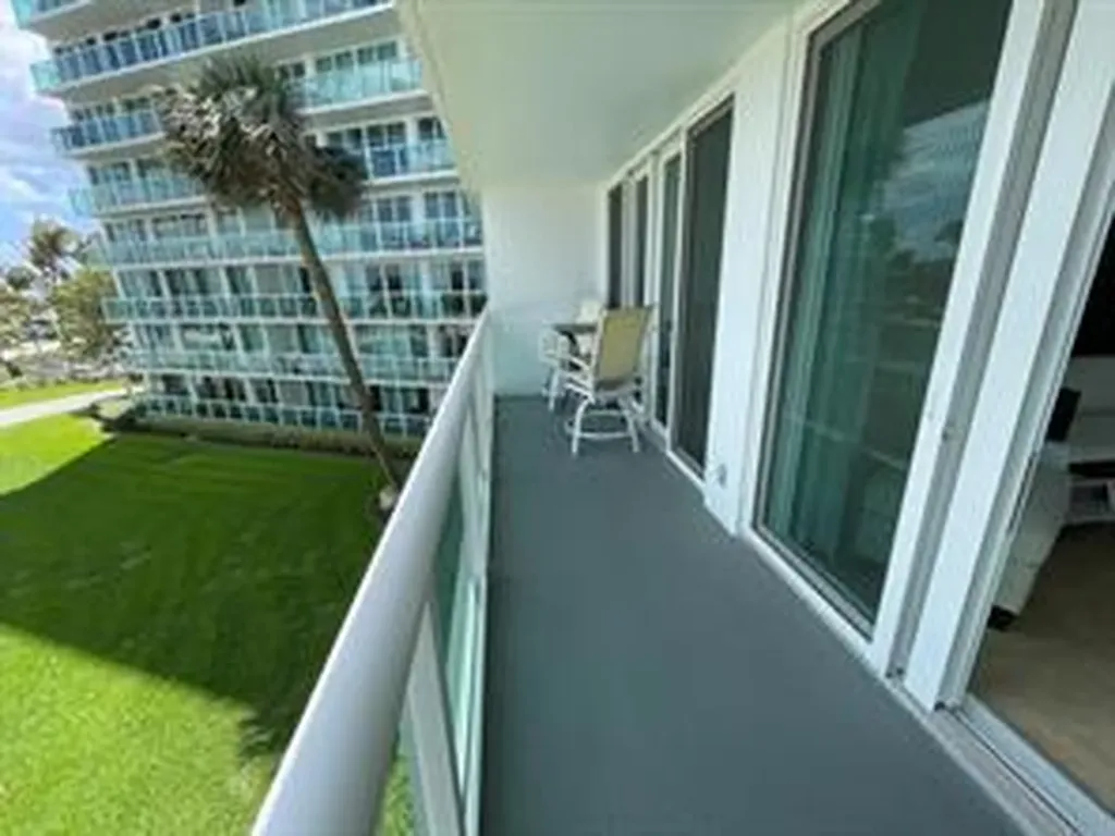 333 NE 21st Avenue Deerfield Beach FL 33441