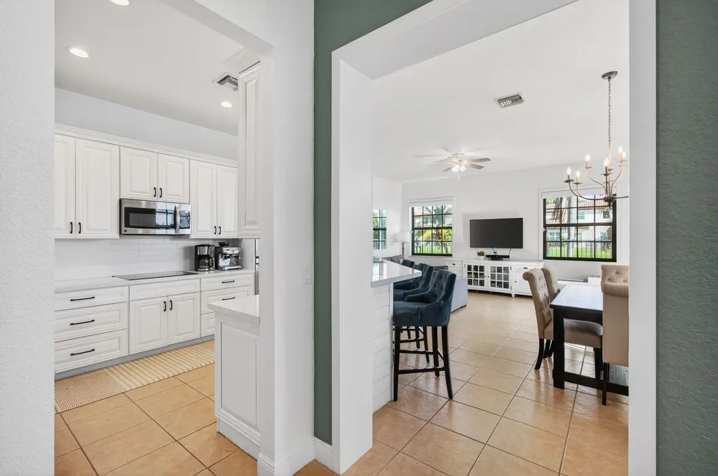 4079 Artesa Drive Boynton Beach FL 33436