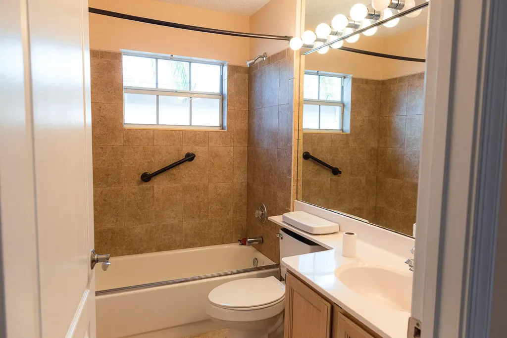 1100 Lytham Court West Palm Beach FL 33411