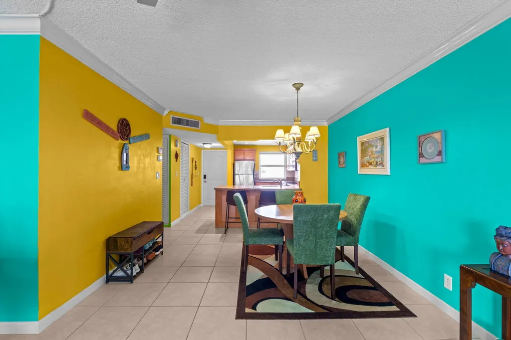 1069 Hillsboro Mile Hillsboro Beach FL 33062