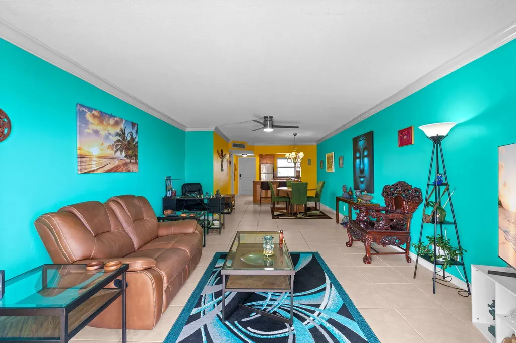 1069 Hillsboro Mile Hillsboro Beach FL 33062