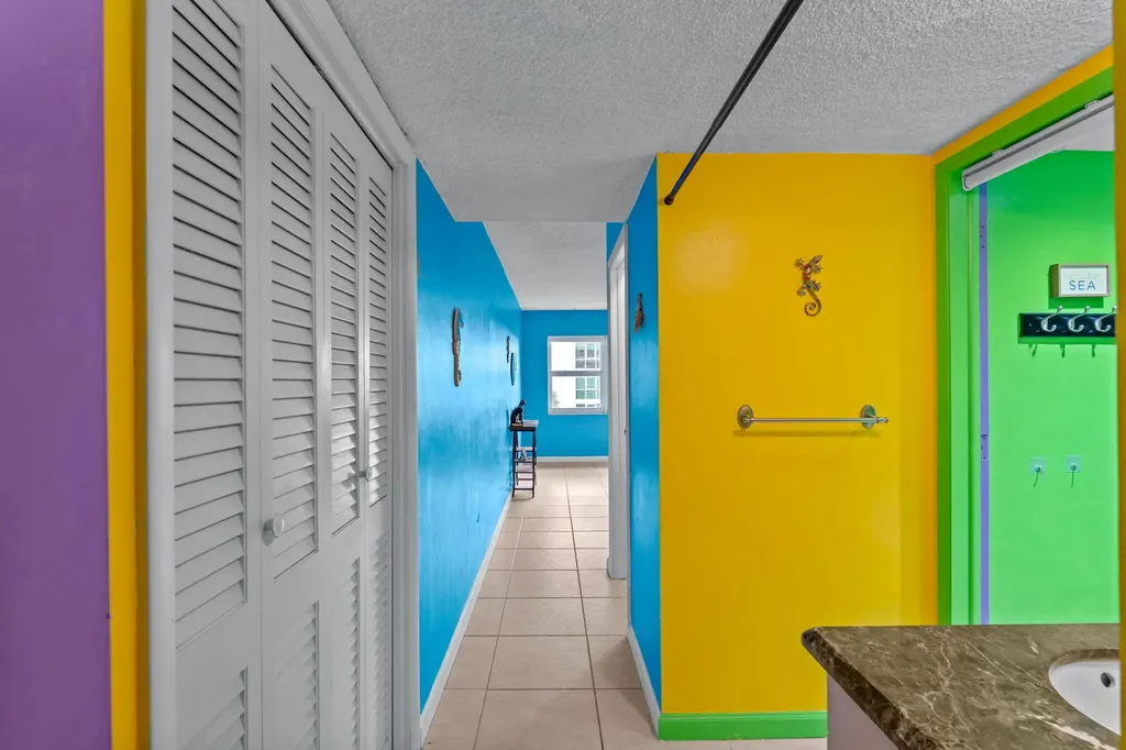 1069 Hillsboro Mile Hillsboro Beach FL 33062