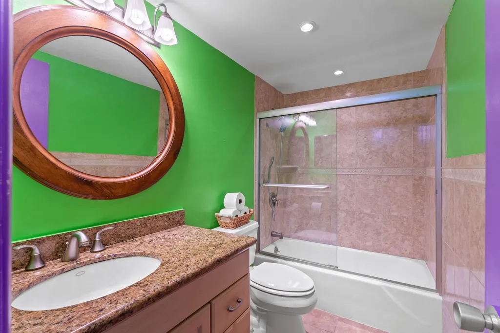 1069 Hillsboro Mile Hillsboro Beach FL 33062