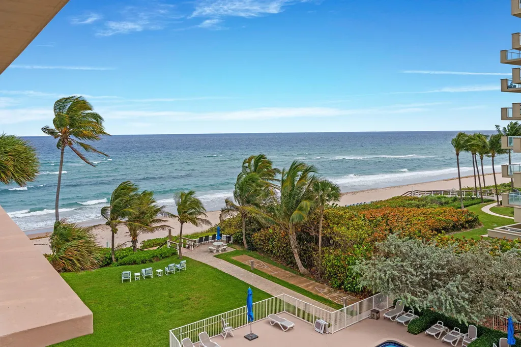 1069 Hillsboro Mile Hillsboro Beach FL 33062