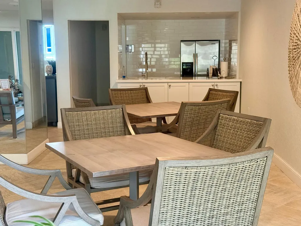 1069 Hillsboro Mile Hillsboro Beach FL 33062