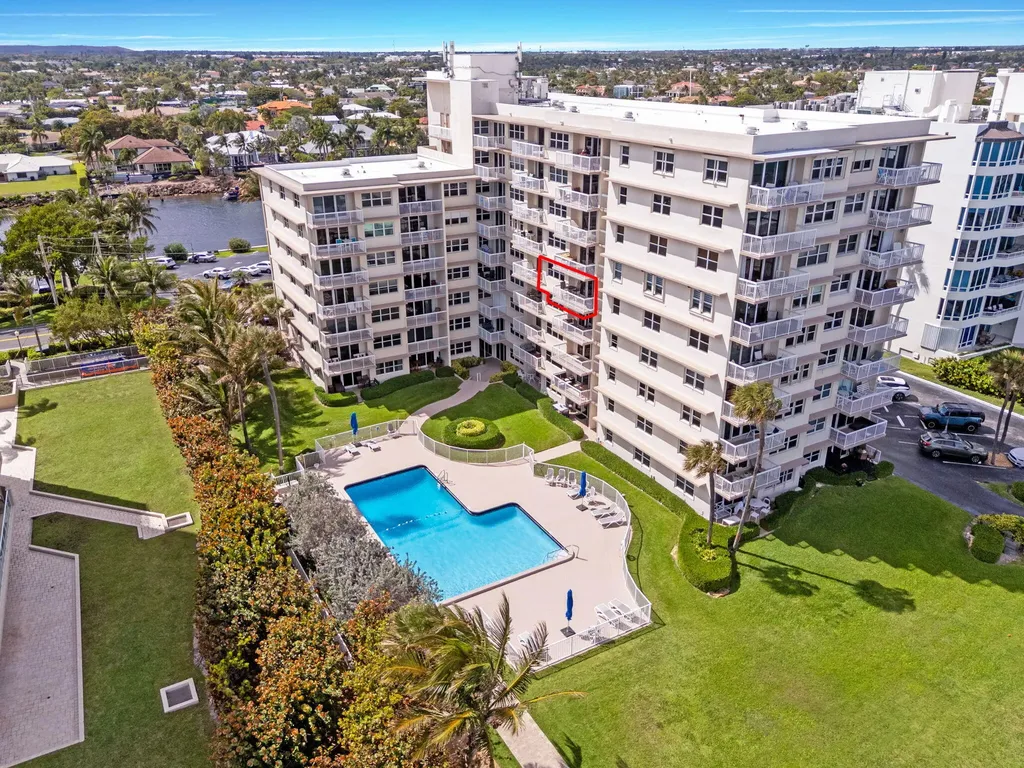 1069 Hillsboro Mile Hillsboro Beach FL 33062