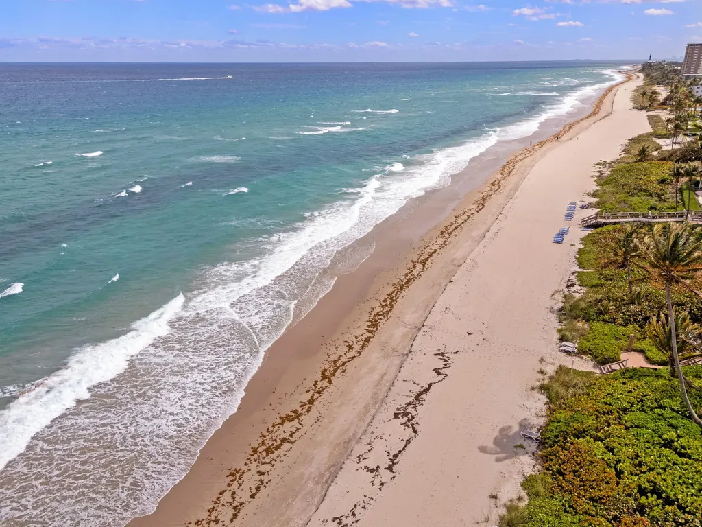 1069 Hillsboro Mile Hillsboro Beach FL 33062