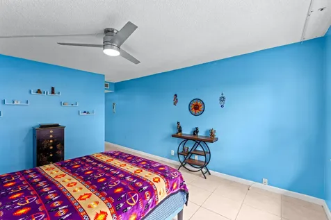 1069 Hillsboro Mile Hillsboro Beach FL 33062