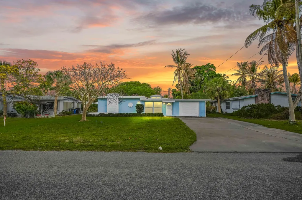 1919 Mimosa Avenue Fort Pierce FL 34949