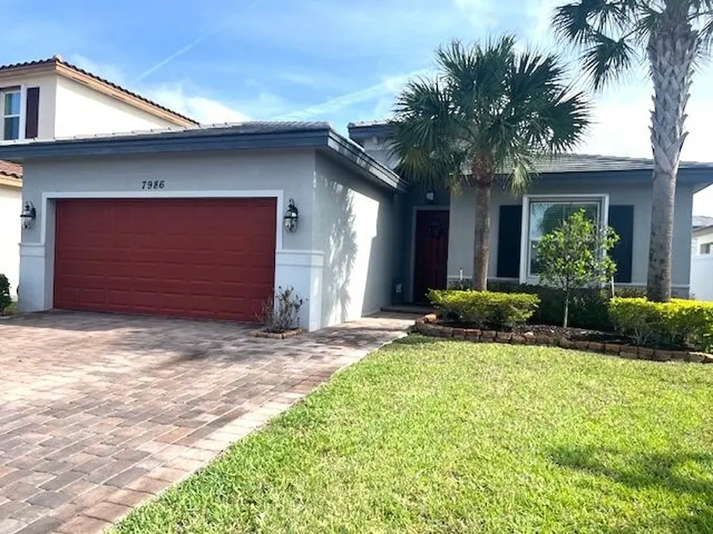 7986 NW Greenbank Circle Port St Lucie FL 34987