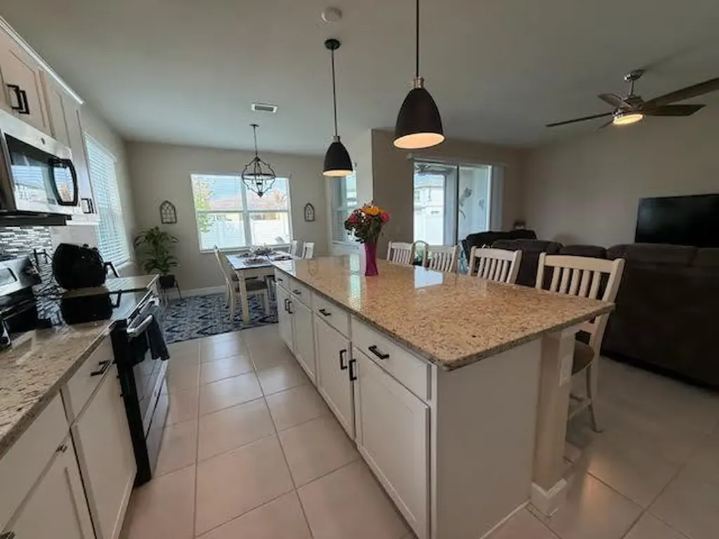7986 NW Greenbank Circle Port St Lucie FL 34987