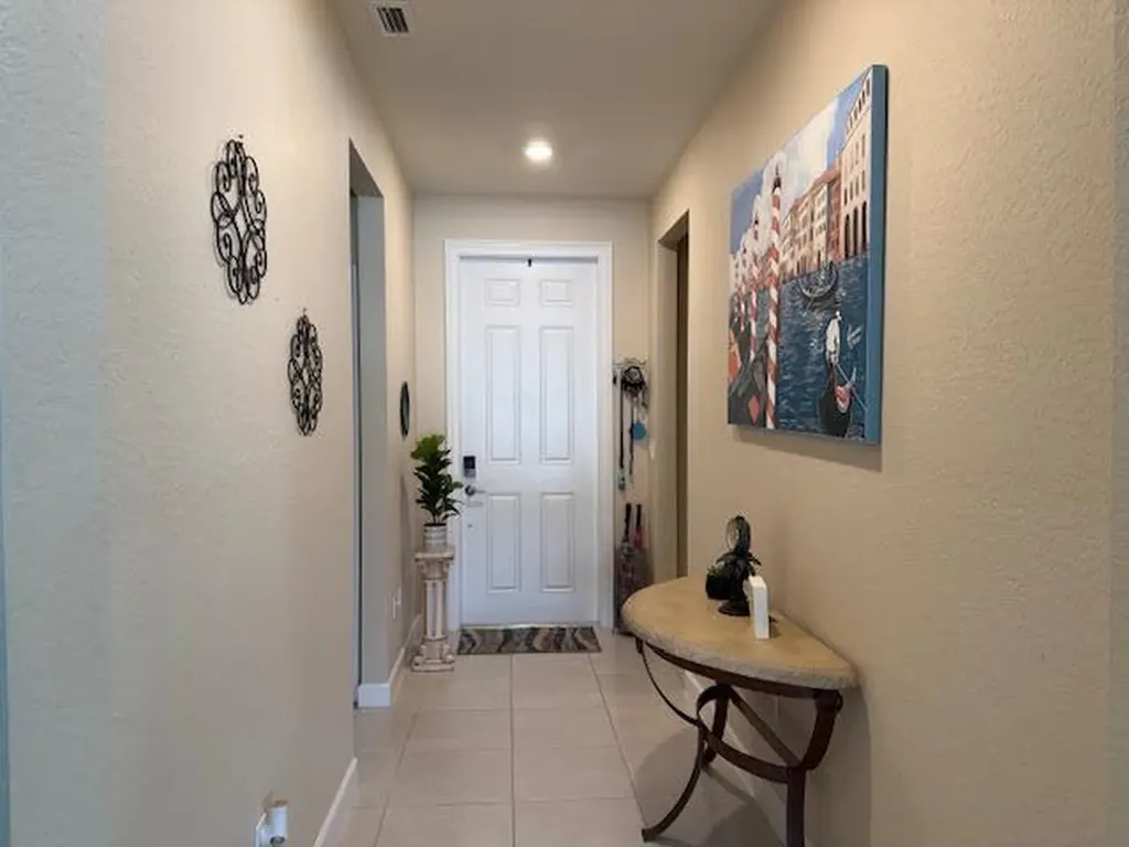 7986 NW Greenbank Circle Port St Lucie FL 34987