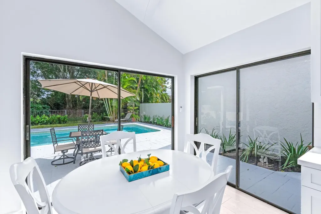 2442 Windsor Way Court Wellington FL 33414