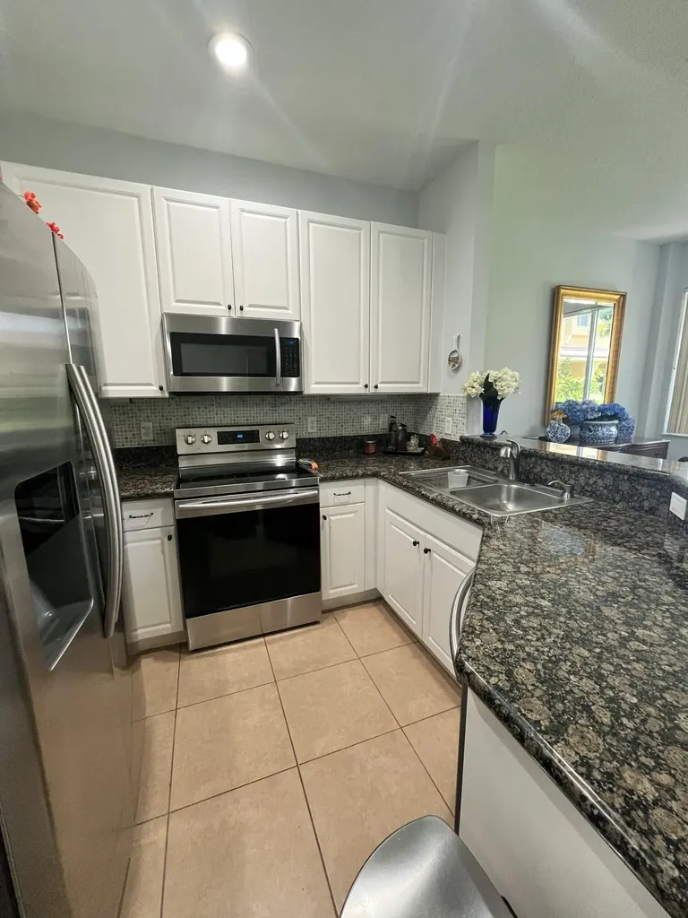4281 Coventry Pointe Way Lake Worth FL 33461