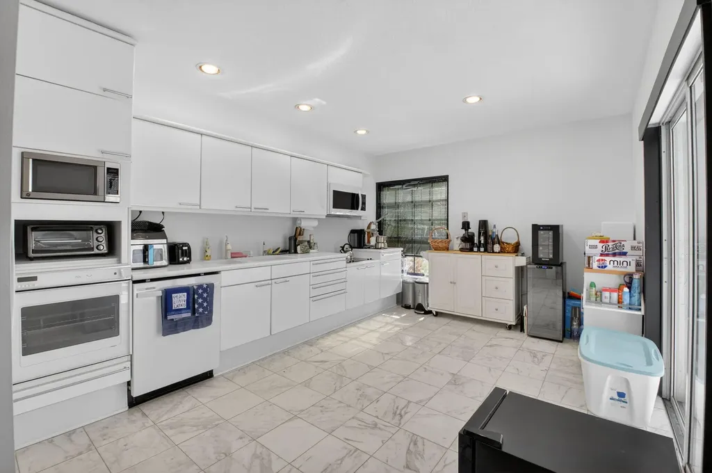 7369 Orangewood Lane Boca Raton FL 33433