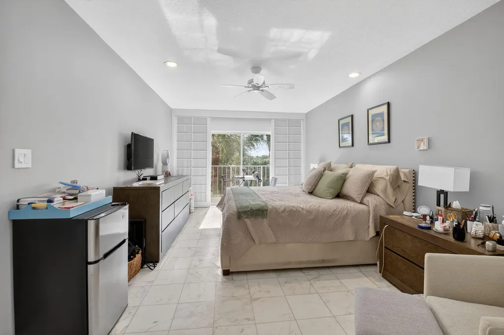 7369 Orangewood Lane Boca Raton FL 33433