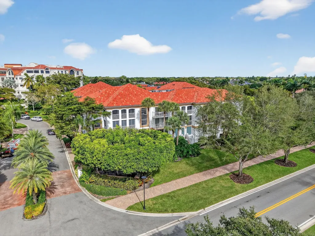 7369 Orangewood Lane Boca Raton FL 33433