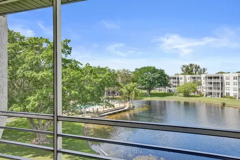 9311 Orange Grove Drive Davie FL 33324